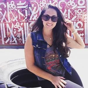 Meet your Posher, Gabriela